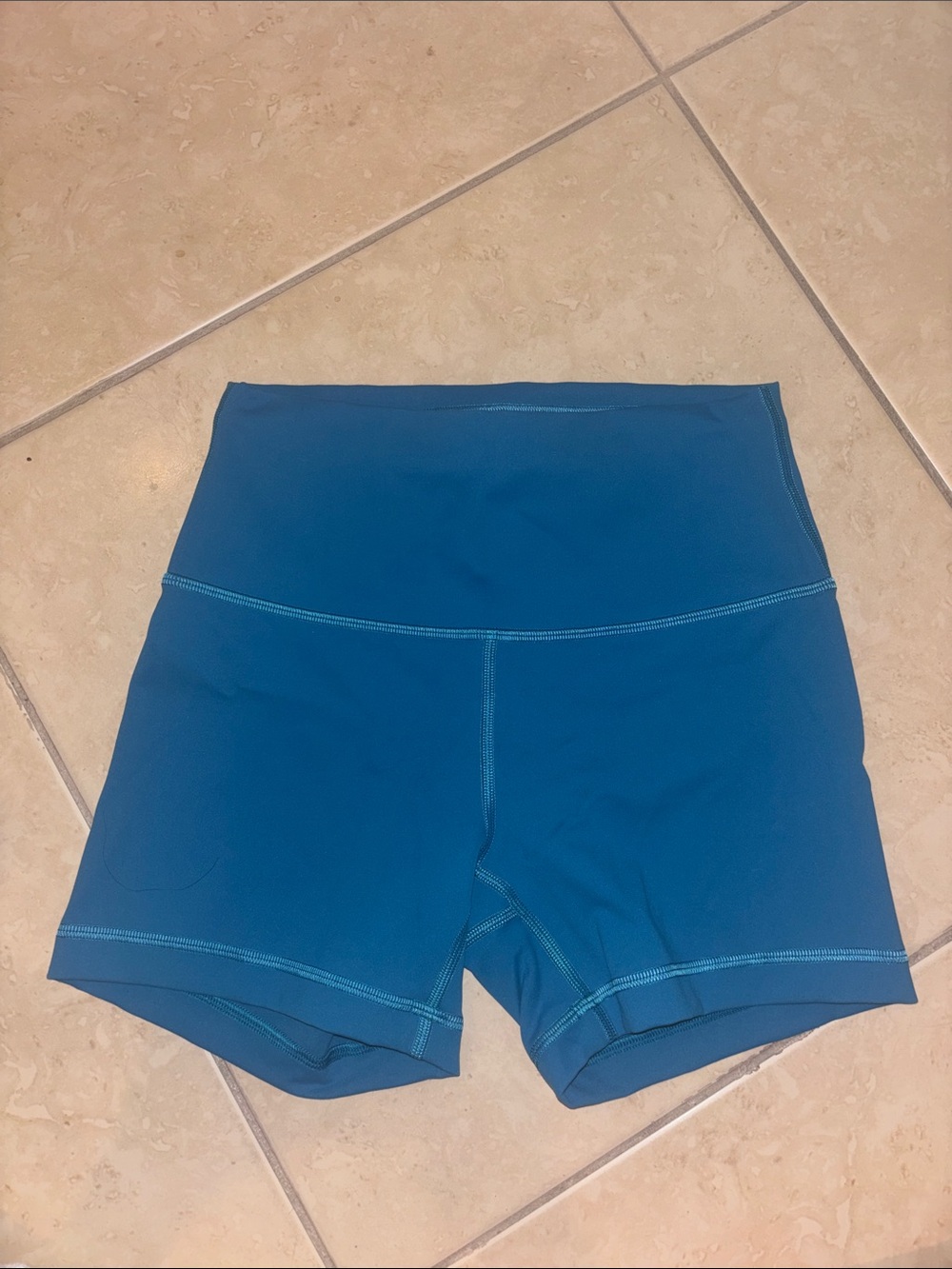 lululemon athletica Wunder Train Shorts | Women's High-Rise Short 4"